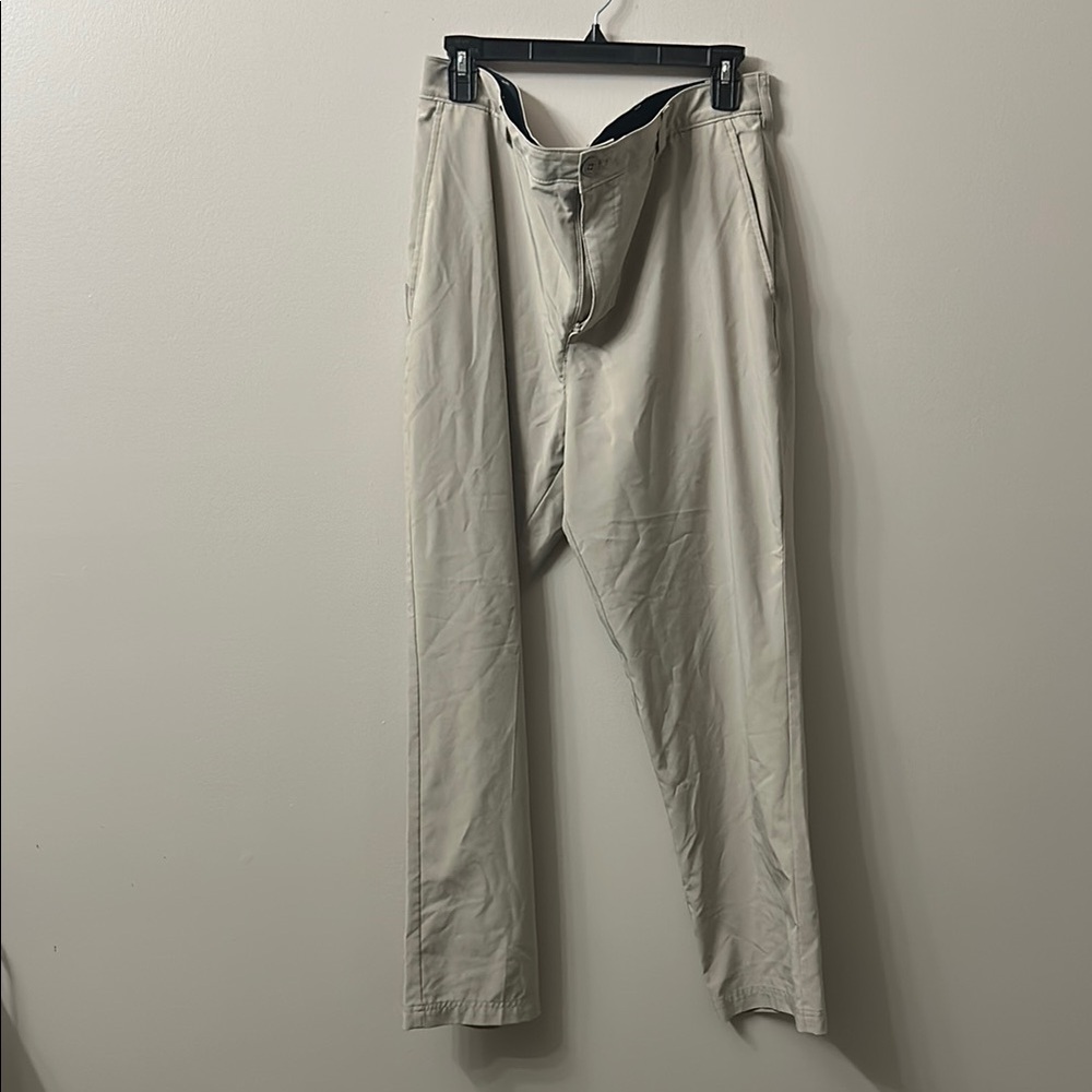 Izod Tan Chinos Classic Style